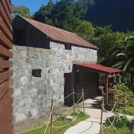 Nature Retreat - Laurel Forest Seixal (Madeira)