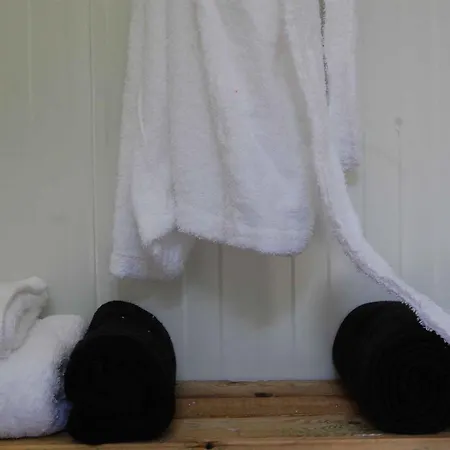 Lyxtält Nature Retreat - Laurel Forest Seixal (Madeira)